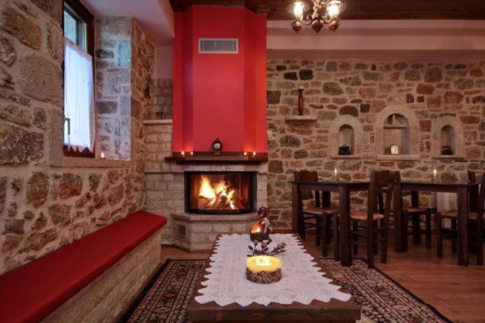 فندق Thea Valtessinikou المظهر الخارجي الصورة